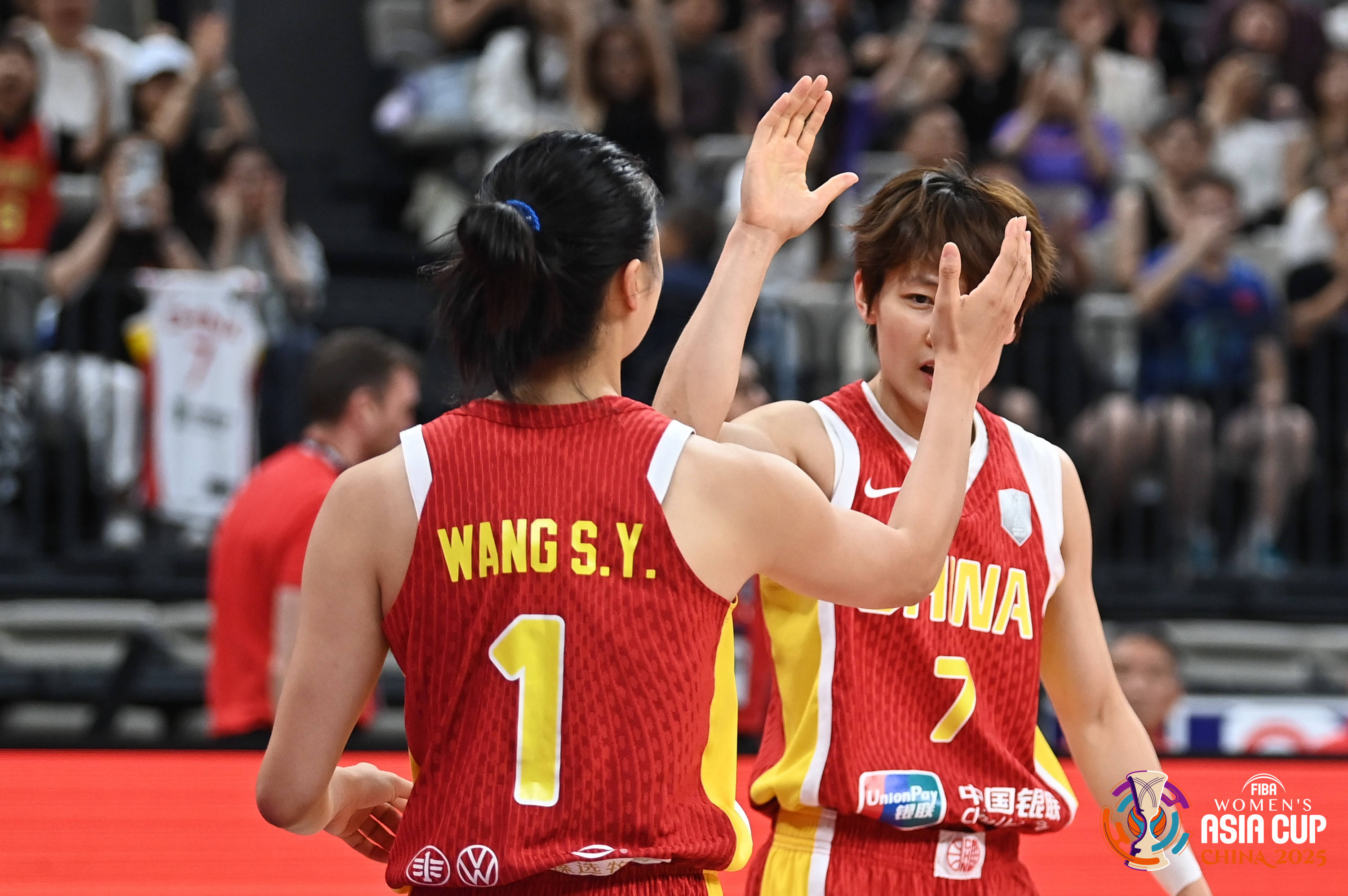 皇冠信用庄家
_亚洲杯-张子宇18分王思雨19+7+7 中国女篮擒韩国获铜牌