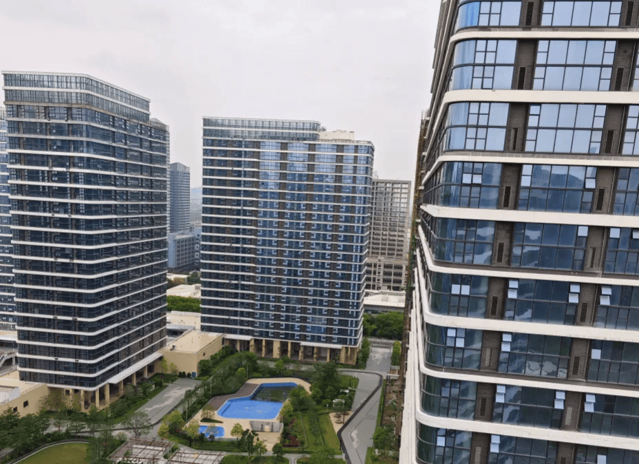 皇冠信用网登0123出租
_雪中送炭皇冠信用网登0123出租
,明起施行!最高法明确支持烂尾楼业主“拿回”购房款