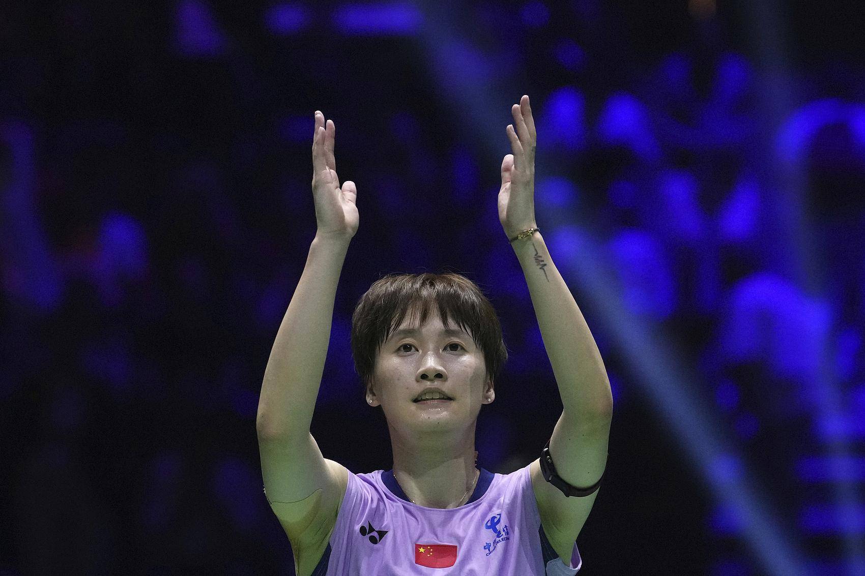 卡托利卡Vs科布雷索_陈雨菲晋级羽毛球世锦赛决赛卡托利卡Vs科布雷索,崴脚后忍痛坚持被扶离场