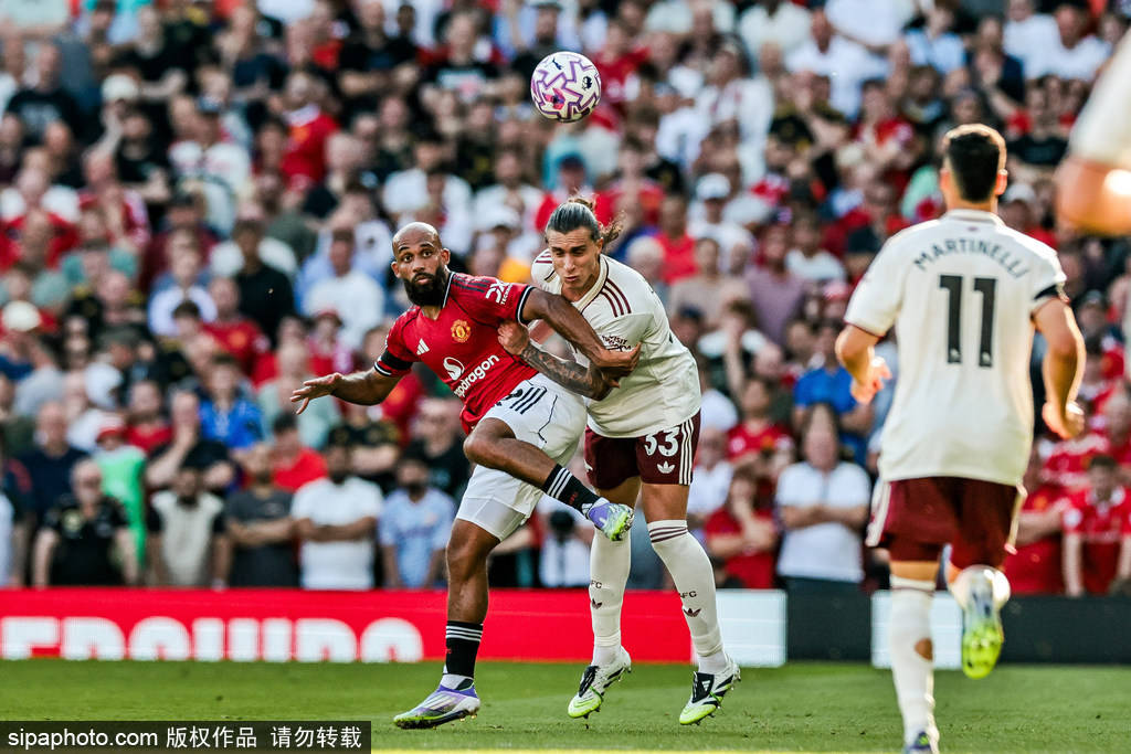 血月是怎么来的_齐尔克泽门将客串惊艳!扑出B费射门却遭反击血月是怎么来的,嘴硬背后的故事引发热议