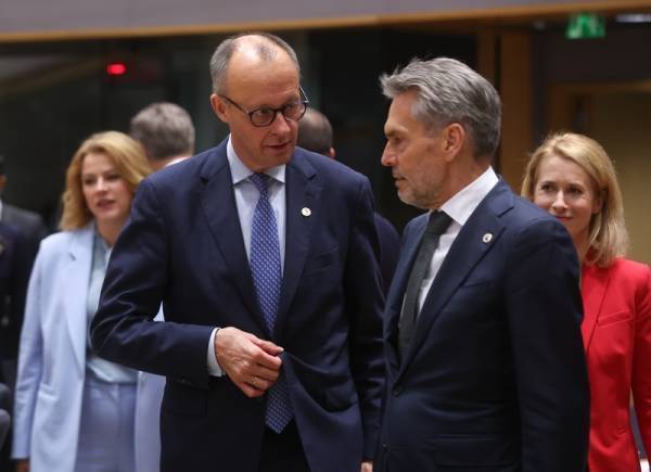 皇冠信用盘_火势烧向航空、机械业…荷兰忙辩护皇冠信用盘,德国想当和事佬